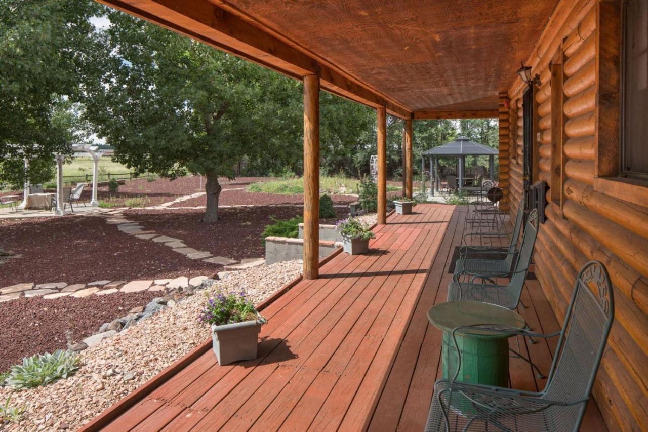 Quarter Horse Inn & Lodge 윌리엄스 외부 사진